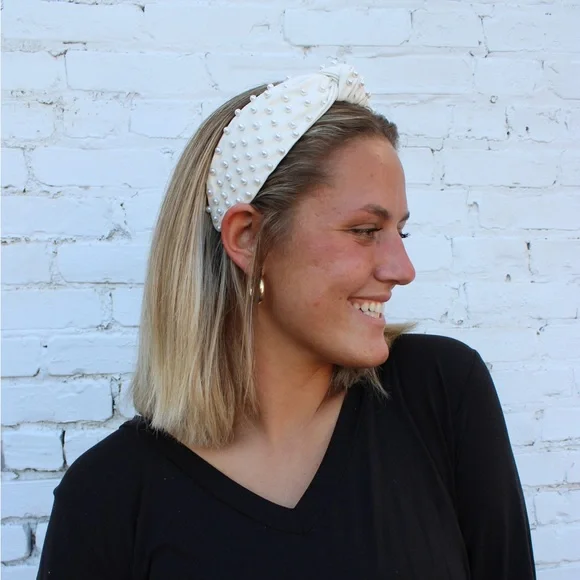 Pearl Headband - Picture 7 of 8